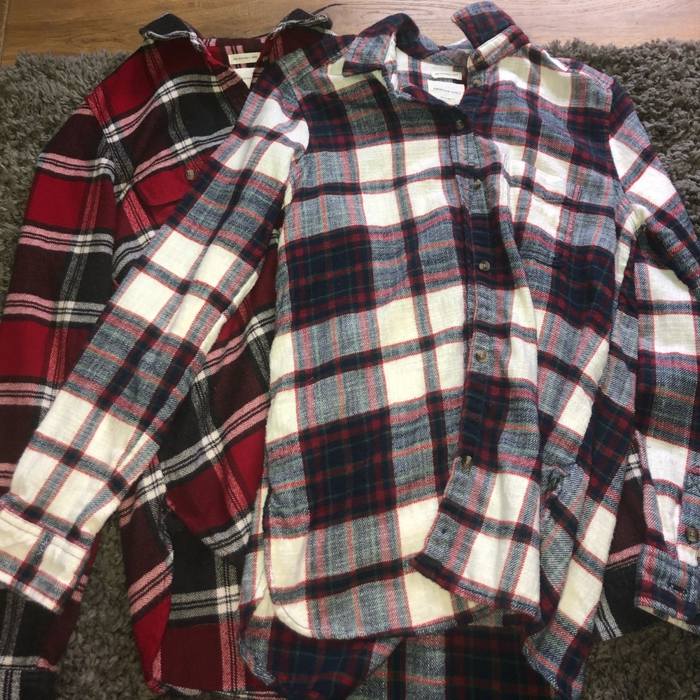 2 American Eagle plaid shirts